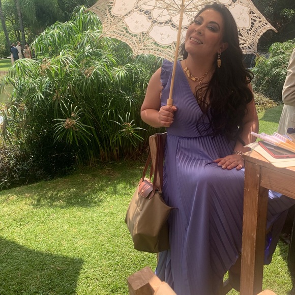 Meet your Posher, Karina - Picture 3 of 6